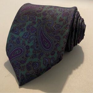 Camden Court Silk Paisley Tie Green Purple Blue Classic Vintage Men's Necktie